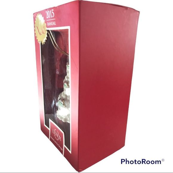 Lenox Ivory 2015 Wedding Cake 
Our First Christmas Together Hanging ornament NEW - Picture 9 of 14